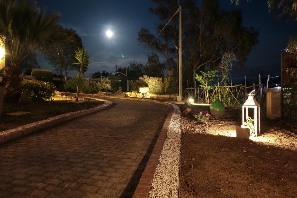 Agriturist Soleluna Caltagirone Bagian luar foto