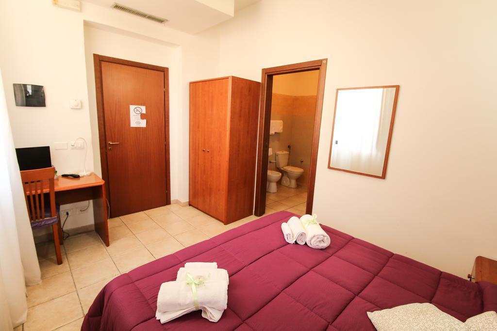 Agriturist Soleluna Caltagirone Bagian luar foto